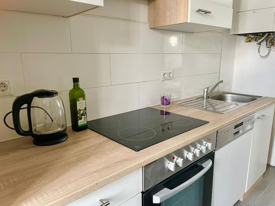 55M2 Stylish Apartment With Netflix - 15 Min To Center ウィーン エクステリア 写真